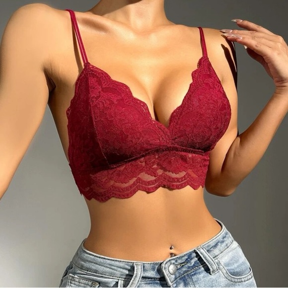 Boho floral lace scallop hem bralette - Picture 8 of 16